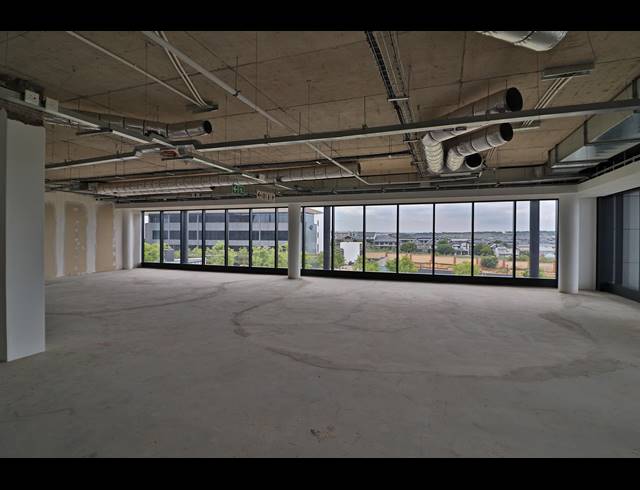 440M² OFFICE TO LET IN WATERFALL
